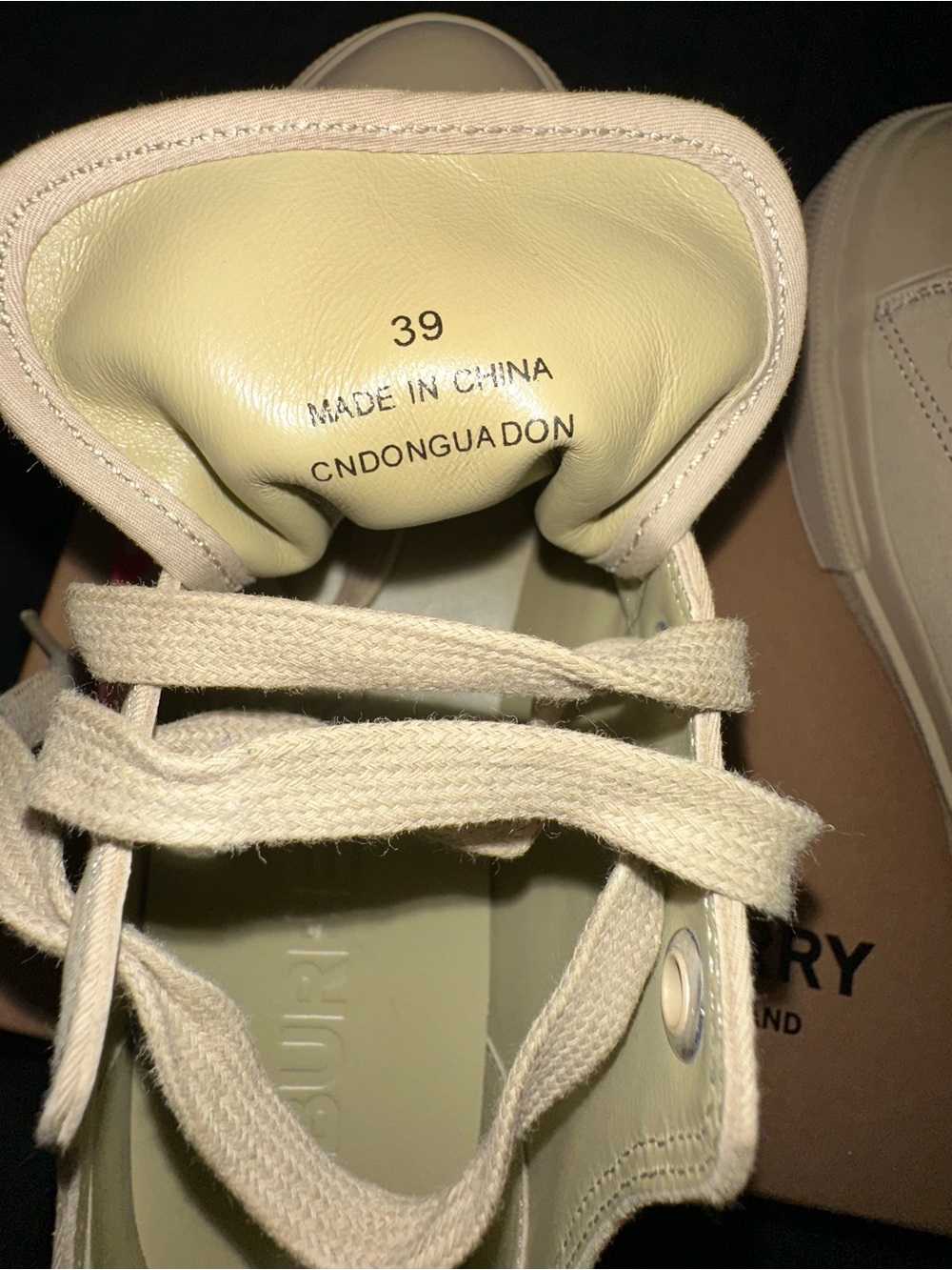 Burberry Beige Low-Top Sneakers with Neon Pink Logo - Picture 5 of 7